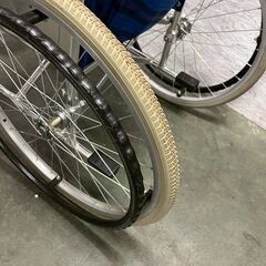 カワムラサイクル 自走式車椅子 介護用品 車いす 折りたたみ可能 介助 看護 店舗 店舗什器 アルミフレーム スタンダード Y2061の画像