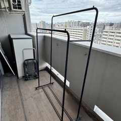 【0円／本日限定／自取】金属製ハンガーラック の画像