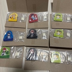 カラフルピーチキャラマグネッツの画像
