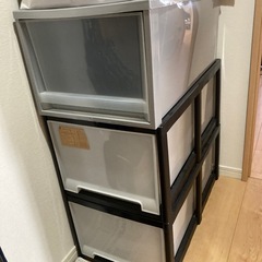 収納ボックスの画像