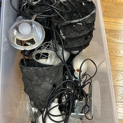 三脚、照明その他電気製品の画像