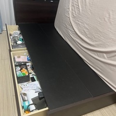 シングルベッド(マットの必要な方にあげます）
の画像