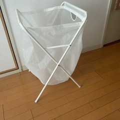 IKEA ランドリーバスケット 折り畳み式の画像