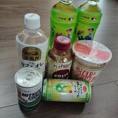 [商談中]ペットボトルのお茶、コーヒー飲料、カップヌードル、サイダー等の画像
