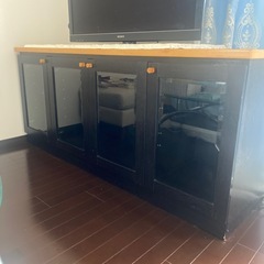 テレビサイドボードの画像
