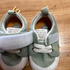 男の子⭐︎きょうりゅうシューズ13cmの画像