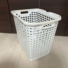 ランドリーバスケット（洗濯かご）の画像