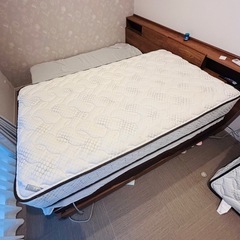 サータ　セミダブルマットレスの画像