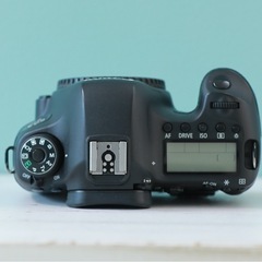 Canon 一眼レフカメラ　eos 6D ボディ　動作確認済み の画像