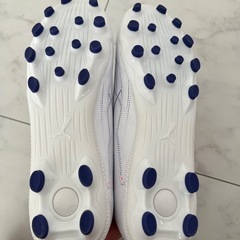 新品未使用　プーマ　サッカー　スパイク　24.5の画像