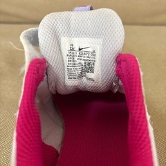 女の子⭐︎NIKEシューズ18cmの画像