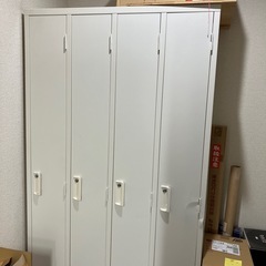 オフィス用ロッカーの画像