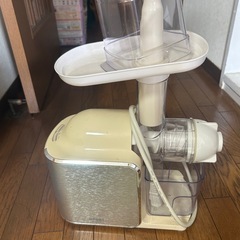 アイリスオーヤマ　スロージューサーの画像