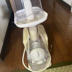アイリスオーヤマ　スロージューサーの画像