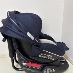エールべべ クルット5s チャイルドシートの画像