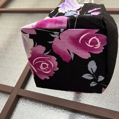 和装用バッグ 黒地 紫の花柄　巾着の画像