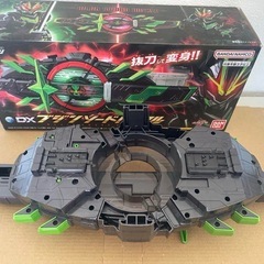 仮面ライダー　タイクーン　DXブジンソードバックルの画像