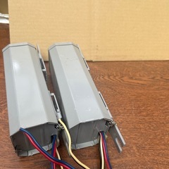 岩崎　水銀灯安定器400W H4CC2B352 2台　の画像
