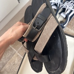 男性用サンダルの画像