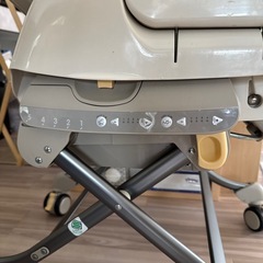 電動ハイローチェアの画像