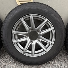 新古品❗️ジムニー175/80/16イボ付き冬タイヤアルミセットの画像