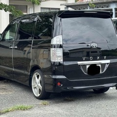トヨタ　ヴォクシー　車検9年5月までの画像