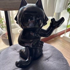 貯金箱の画像