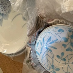食器まとめ売りの画像