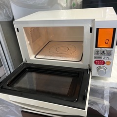 『広い庫内！』2019年製　フラット庫内　電子レンジ/500w・400w・200wの画像