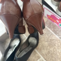女性用パンプスの画像