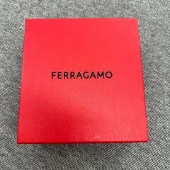フェラガモ 箱付き 保管袋付 美品 カチューシャの画像