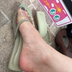 女性用サンダルの画像
