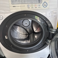 アクアドラム式洗濯機2010年の画像