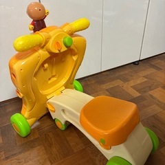 アンパンマンへんしんウォーカーの画像