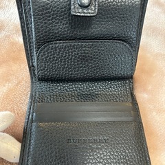 バーバリー二つ折り財布コンパクトウォレットさいふサイフ折り畳み財布折りたたみ財布メンズ男性用レディース女性用ユニセックス男女兼用の画像