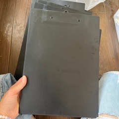 バインダー16枚各種50円の画像