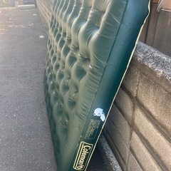 Coleman エアマット キャンプ 登山 車中泊 簡易ベッド キャンプ用品 アウトドア 中古美品の画像
