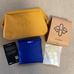 ETTINGER ポーチ  ANA 未使用品
の画像