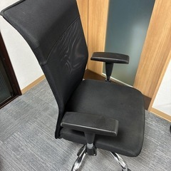 オフィスチェアの画像