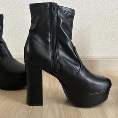 ショート厚底ブーツ M 2点セットの画像