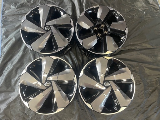 新品 日産オーラ純正ホイール 17インチ 美品】ニッサン オーラ 純正 17in 6.5J +40 PCD100 1本 ノート