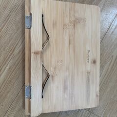 ブックスタンド　竹材の画像
