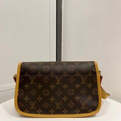 ルイヴィトン ショルダーバッグ モノグラム ソローニュ M42250の画像