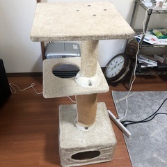 キャットタワーの画像