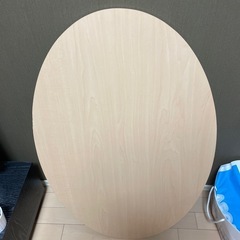 テーブル