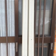 エアコン　配管カバー　ダクト　化粧カバー　中古　2M×2本　の画像