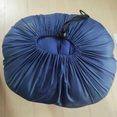 厚手　寝袋　シュラフ　ブルーの画像