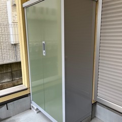 イナバ物置の画像