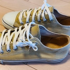 スニーカーの画像