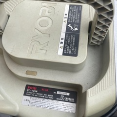 RYOBI 乾湿両用　集塵機　VC-125W 掃除機の画像
